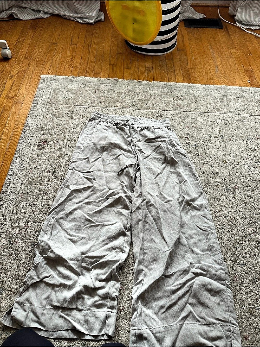 Joie Wide Leg Pants in Gray